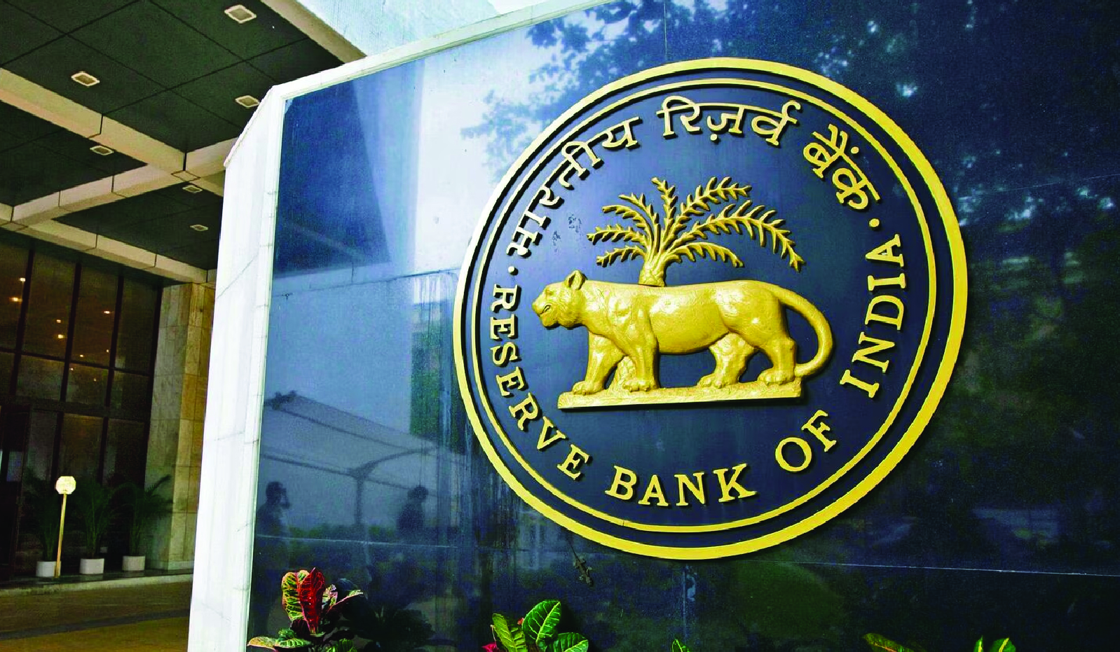 RBI cancelled license of Few Urban Co-operative Banks (UCBs) for not complying with BR Act