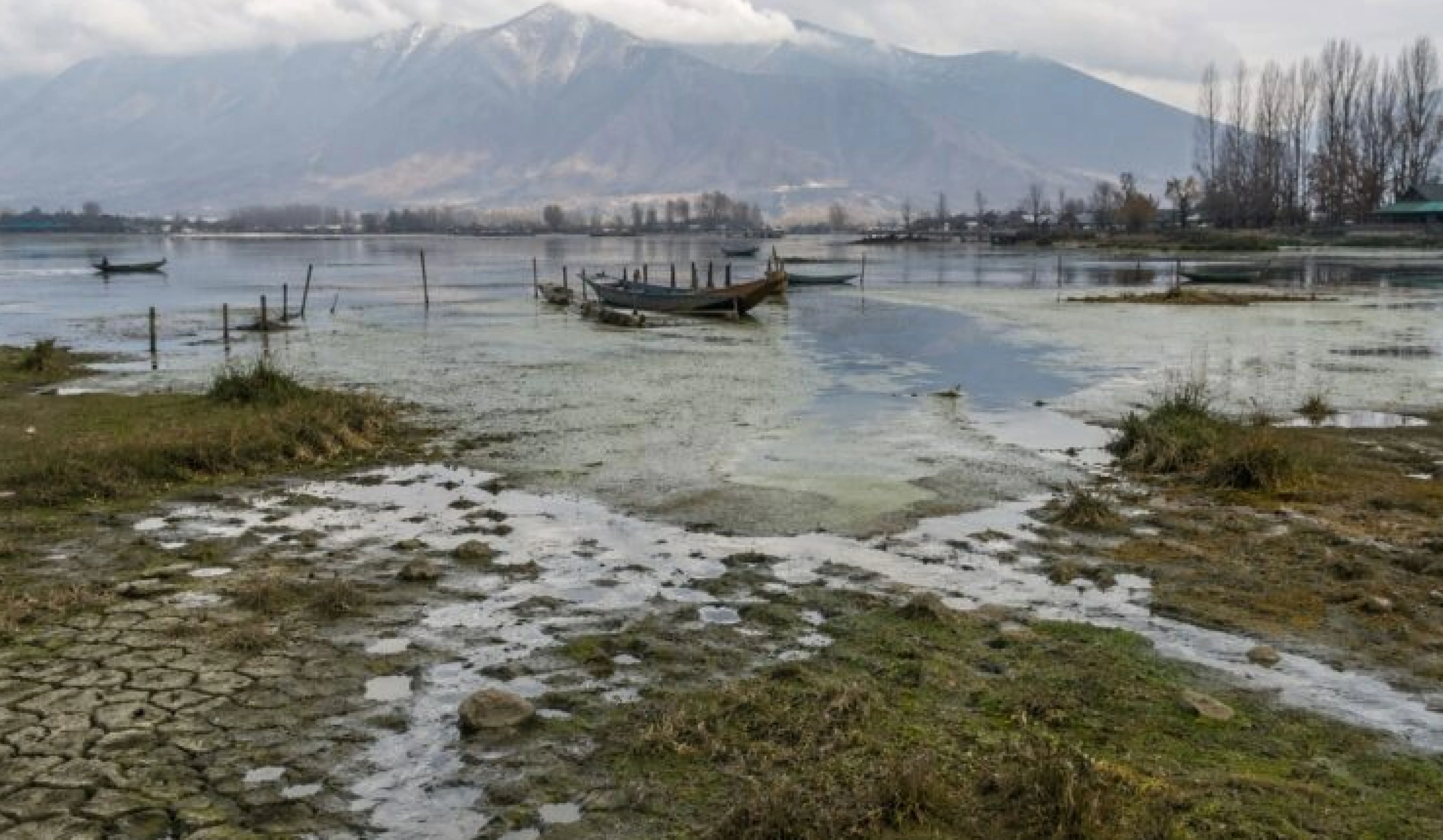 Lakes Disappearing in Jammu & Kashmir: CAG