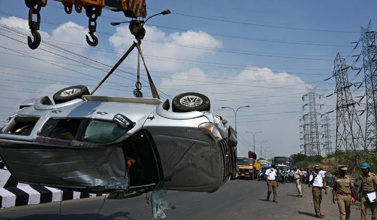 Centre Notifies Cashless Treatment of Road Accident Victims Scheme, 2025