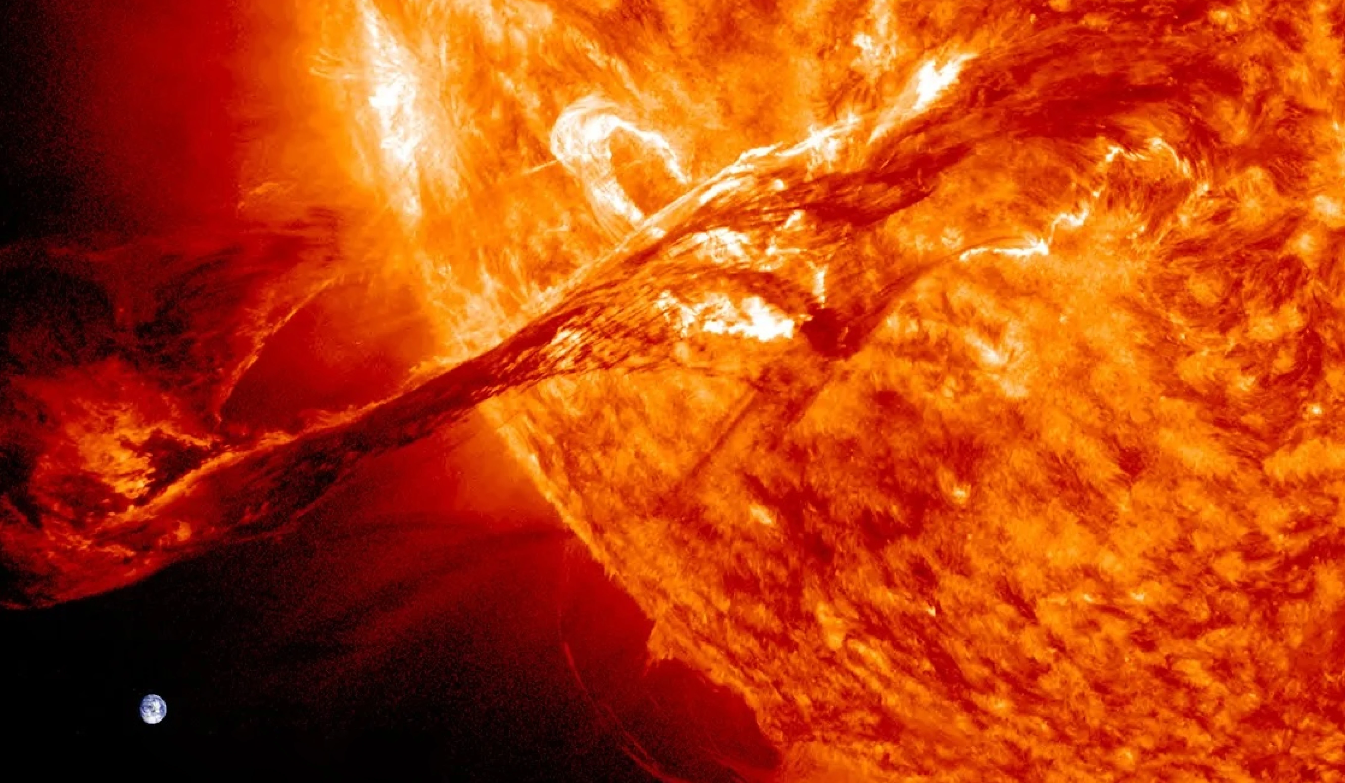 A Major Solar Eruption ("Bird-Wing" Event) Is Set To Possibly Impact the Earth
